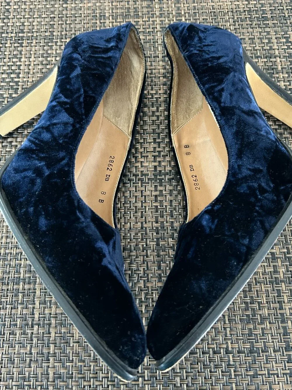 Navy Blue Velvet Pointed Toe Heels | Women's Size 8 | EXCELLENT CONDITION